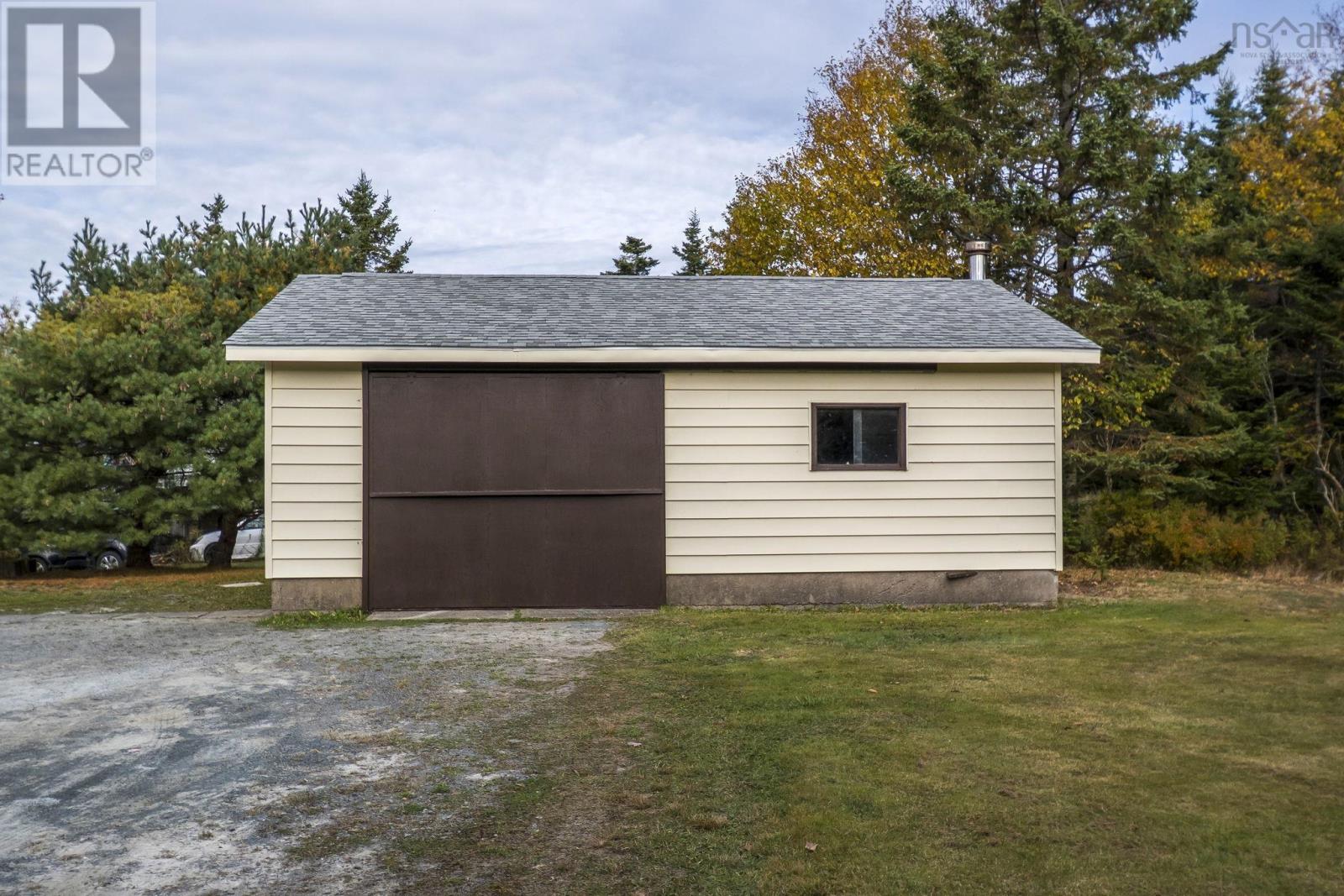 24 Moore Drive, Lawrencetown, Nova Scotia  B2Z 1R2 - Photo 31 - 202525967