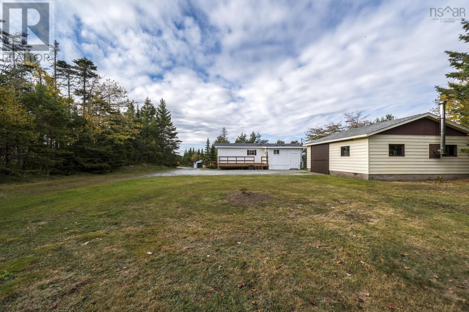 24 Moore Drive, Lawrencetown, Nova Scotia  B2Z 1R2 - Photo 35 - 202525967