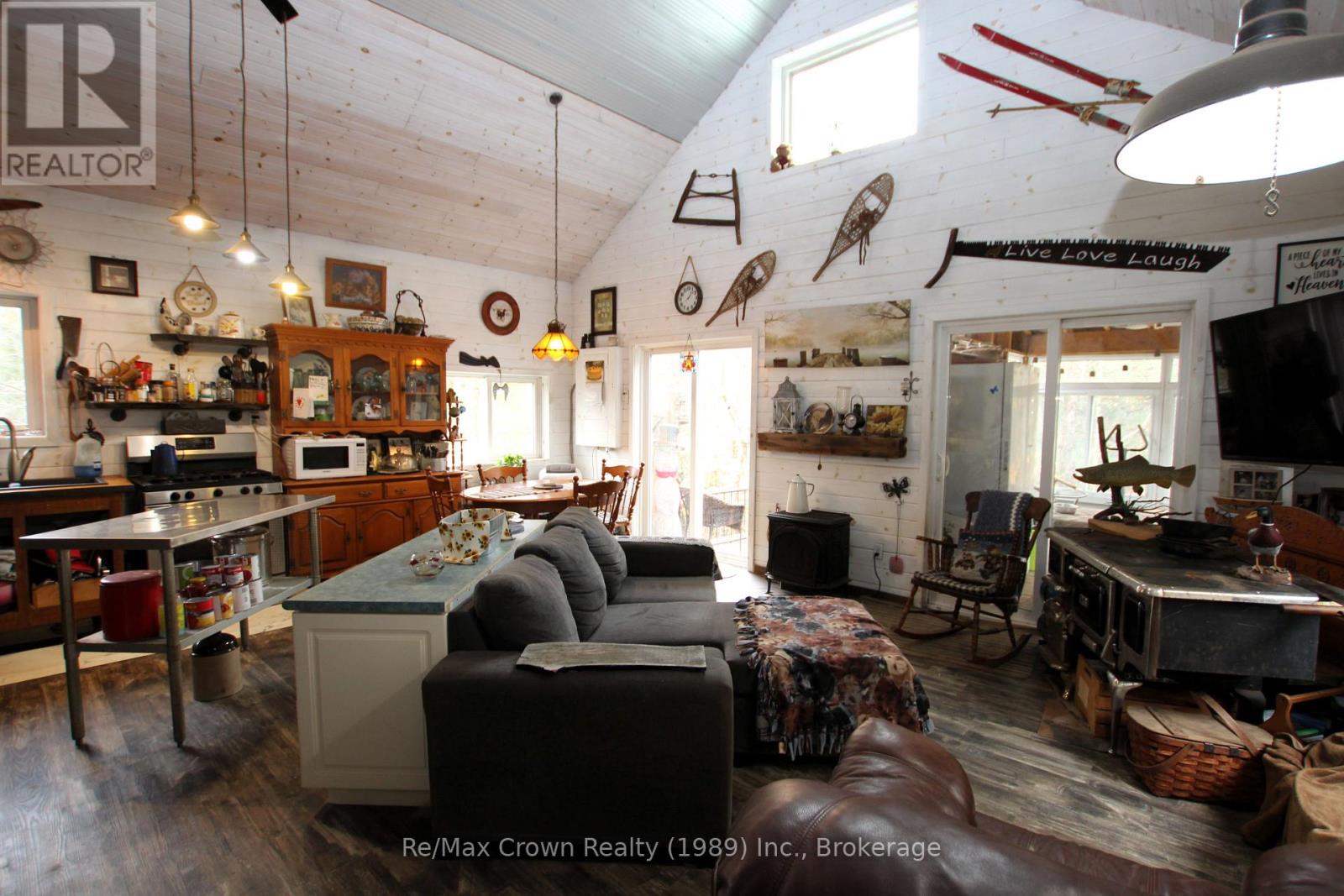 575 Muskoka Road, Strong, Ontario  P0A 1Z0 - Photo 14 - X12479870