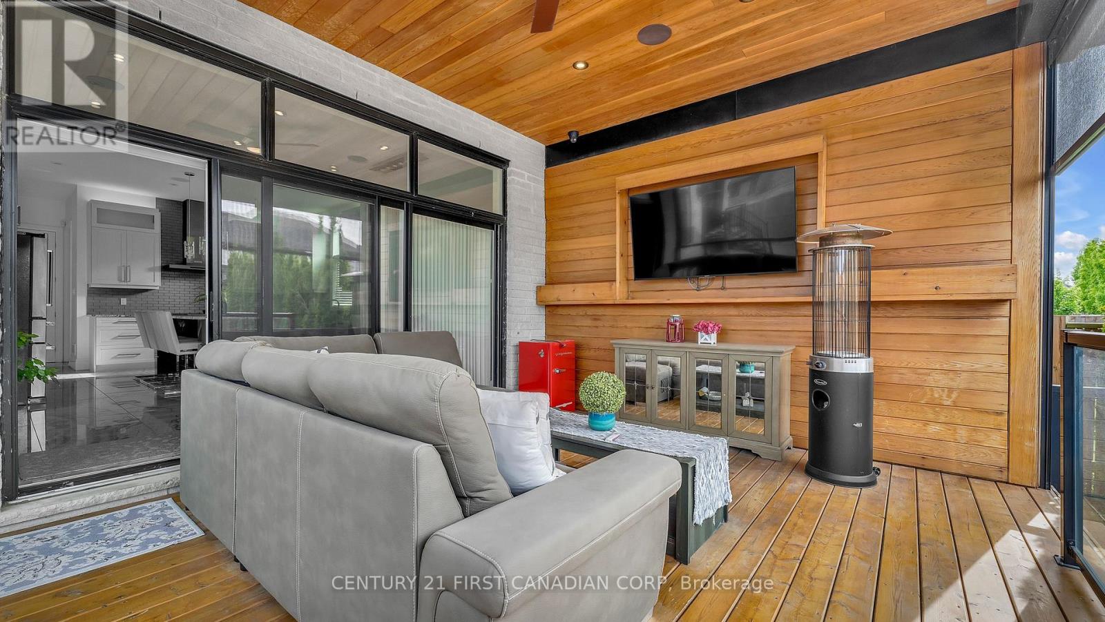 6584 French Avenue, London South (South V), Ontario  N6P 0G5 - Photo 36 - X12479843