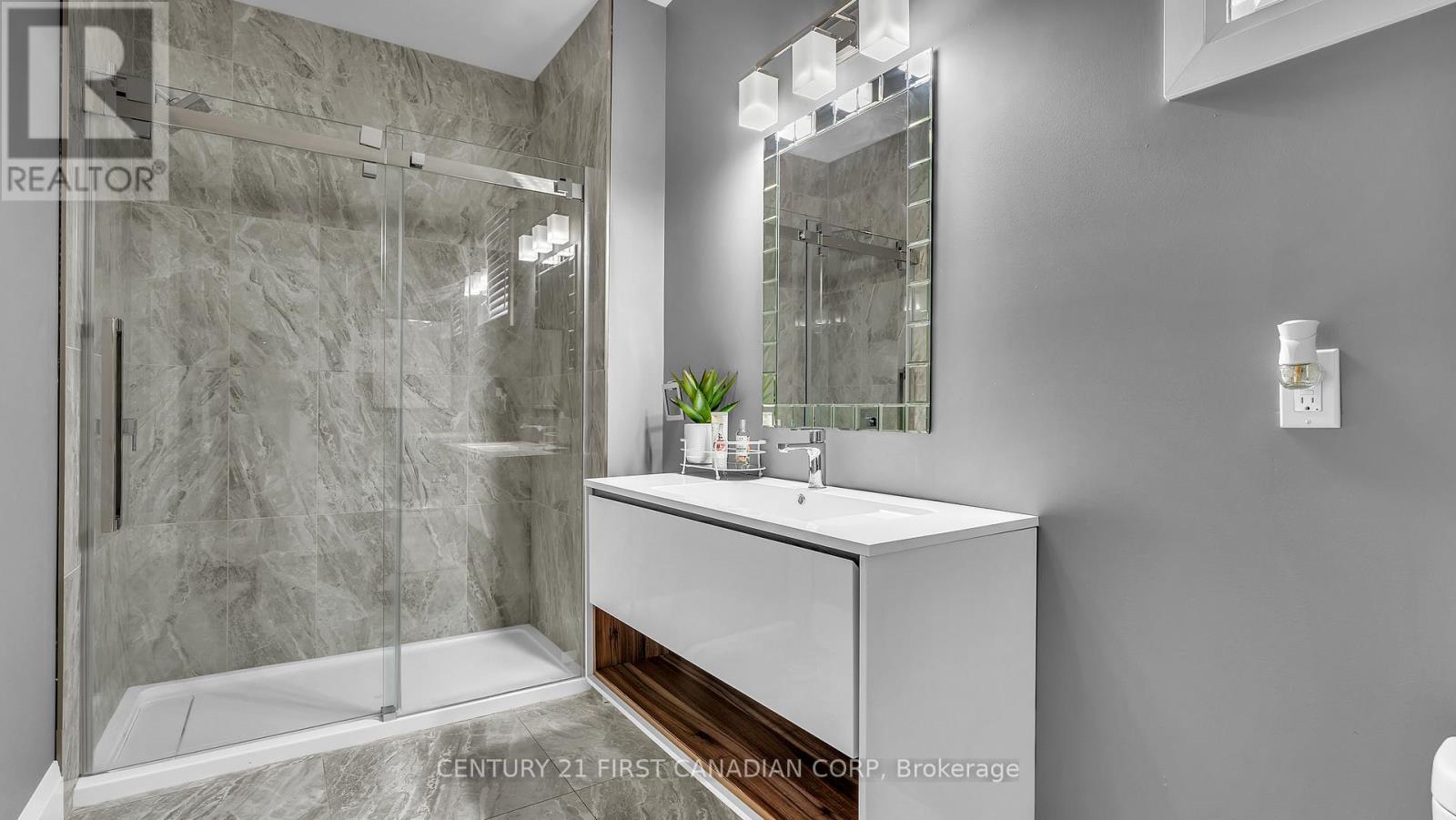 6584 French Avenue, London South (South V), Ontario  N6P 0G5 - Photo 45 - X12479843