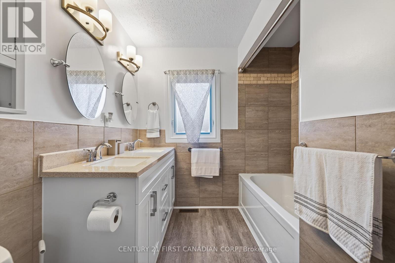 70 Jane Street, Chatham-Kent, Ontario  N0P 1A0 - Photo 7 - X12479862