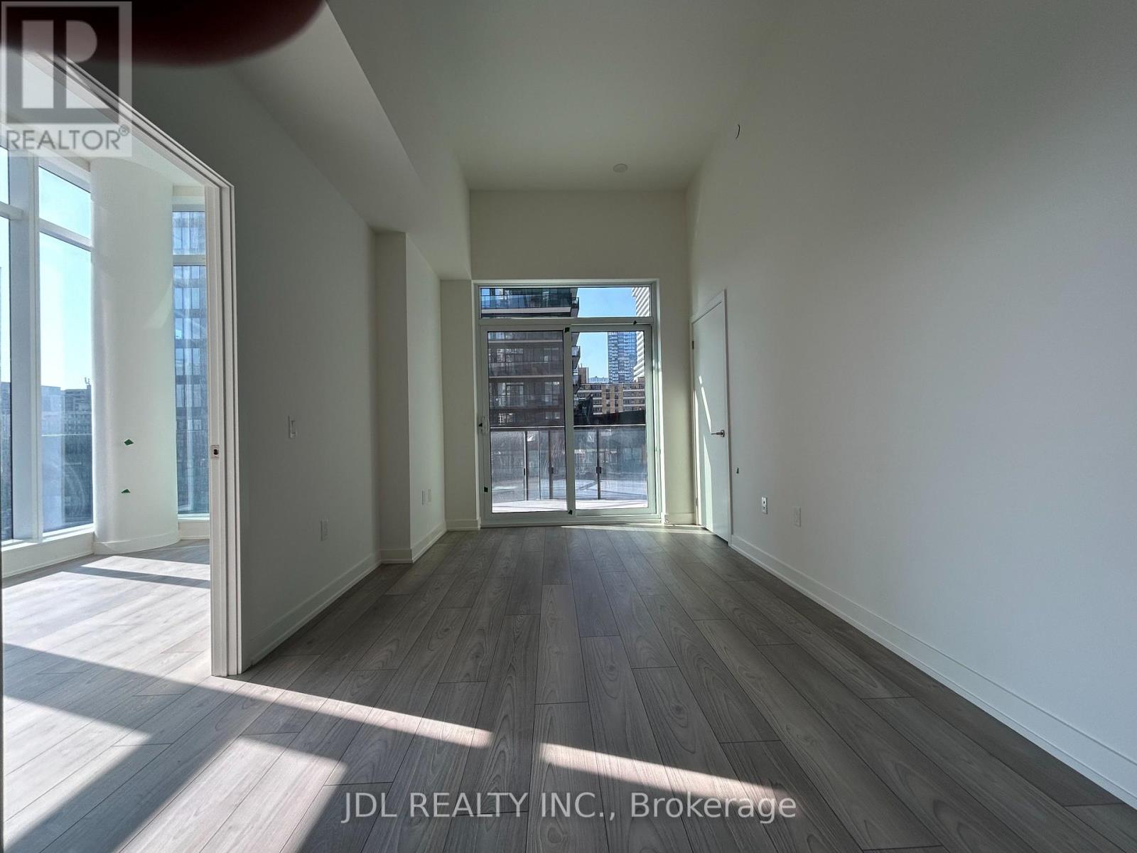 618 - 110 Broadway Avenue, Toronto, Ontario  M4P 1V7 - Photo 3 - C12479849