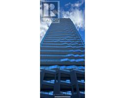 618 - 110 BROADWAY AVENUE