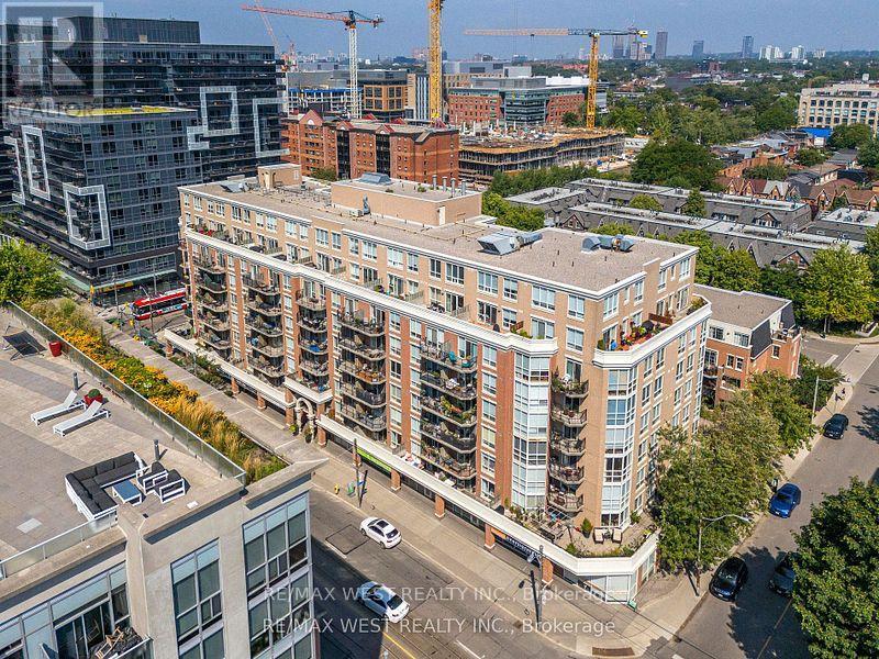 209 - 1000 KING STREET W, toronto (niagara), Ontario