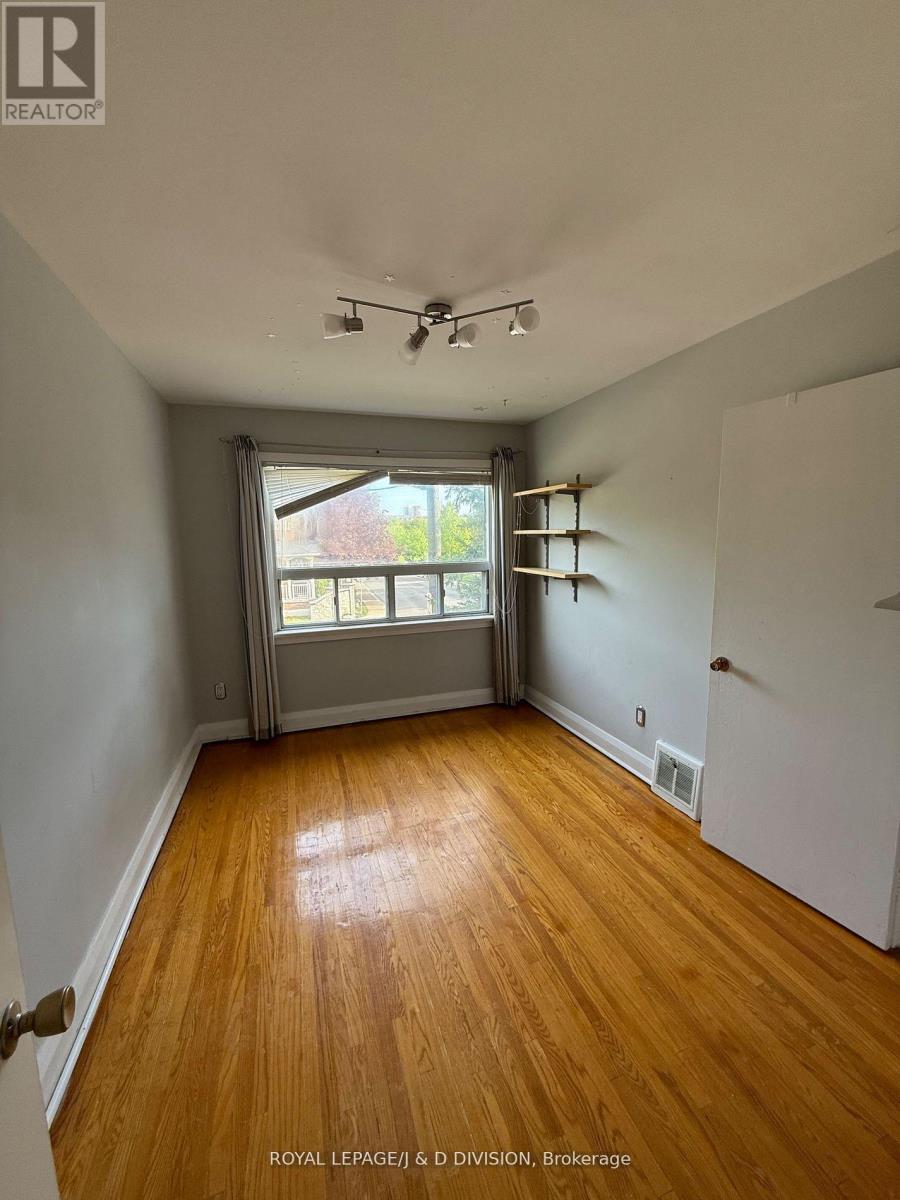 2333 Gerrard Street E, Toronto, Ontario  M4E 2E5 - Photo 16 - E12479871