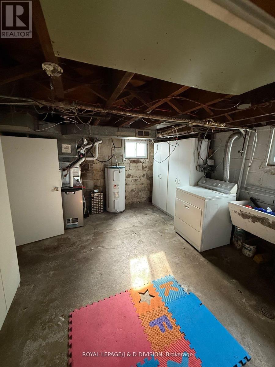 2333 Gerrard Street E, Toronto, Ontario  M4E 2E5 - Photo 24 - E12479871