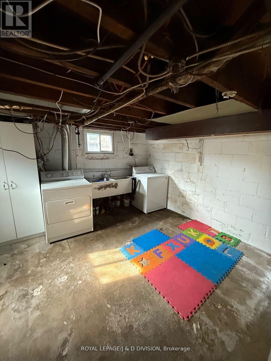 2333 Gerrard Street E, Toronto, Ontario  M4E 2E5 - Photo 25 - E12479871