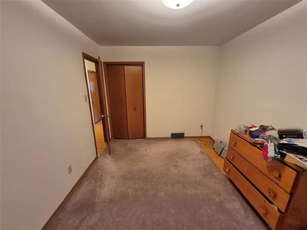 26 Claus Bay, Winnipeg, Manitoba  R2G 2A1 - Photo 17 - 202527158