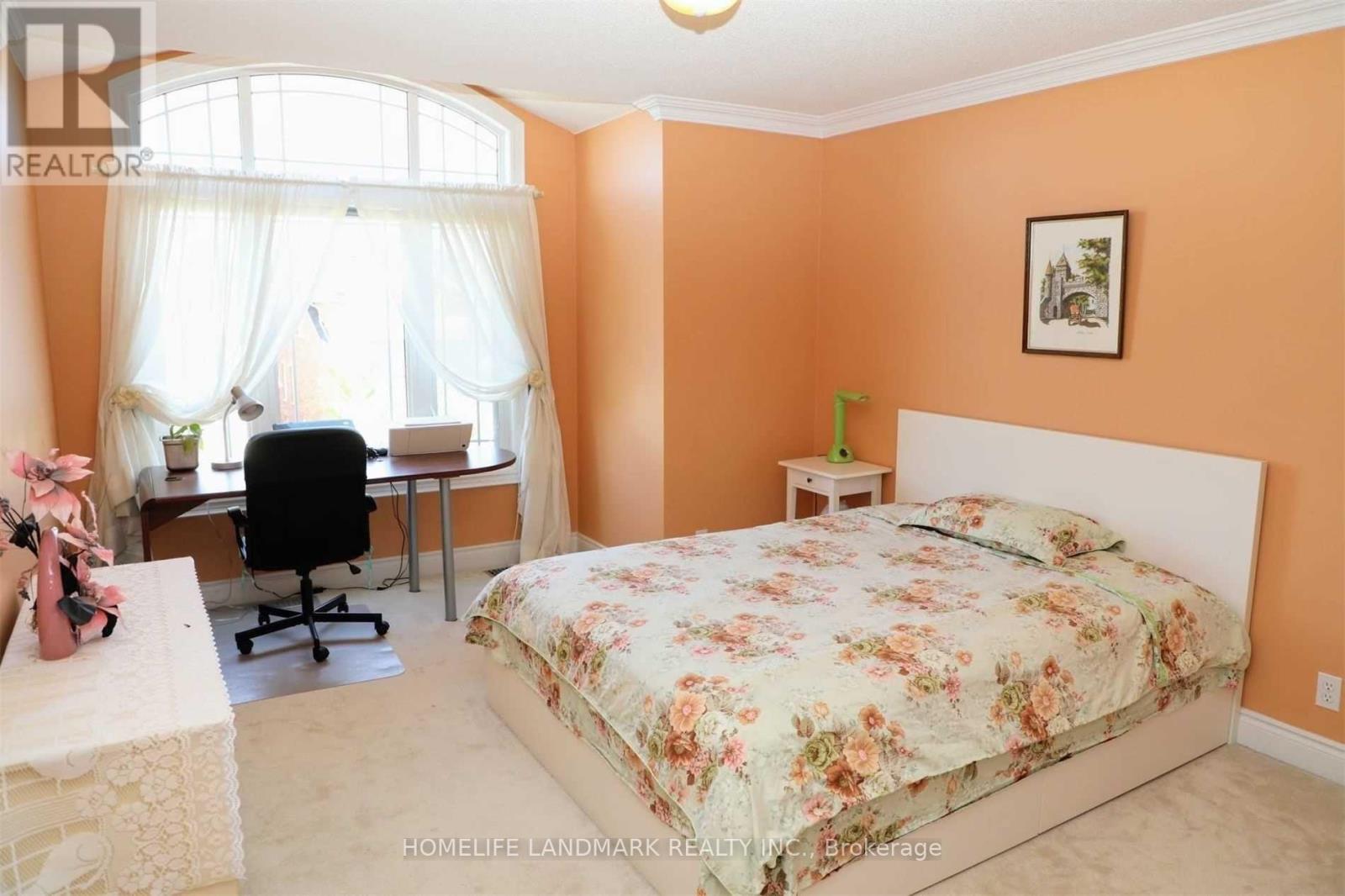 1 Fouracre Way, Aurora, Ontario  L4G 7W1 - Photo 14 - N12479848