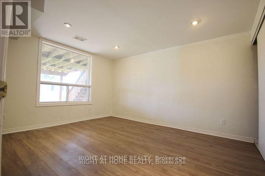 207 Kensit Avenue, Newmarket, Ontario  L3X 1S6 - Photo 30 - N12479865