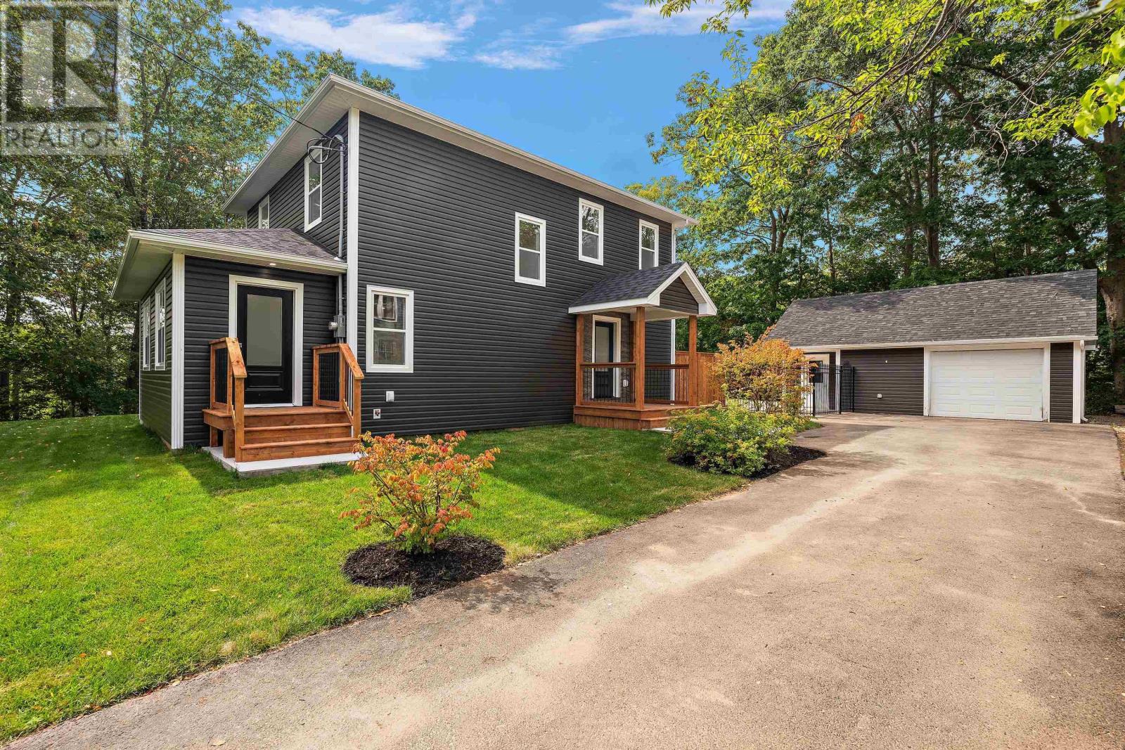 4 Caldwell Avenue, Kentville, Nova Scotia  B4N 2C6 - Photo 3 - 202523125