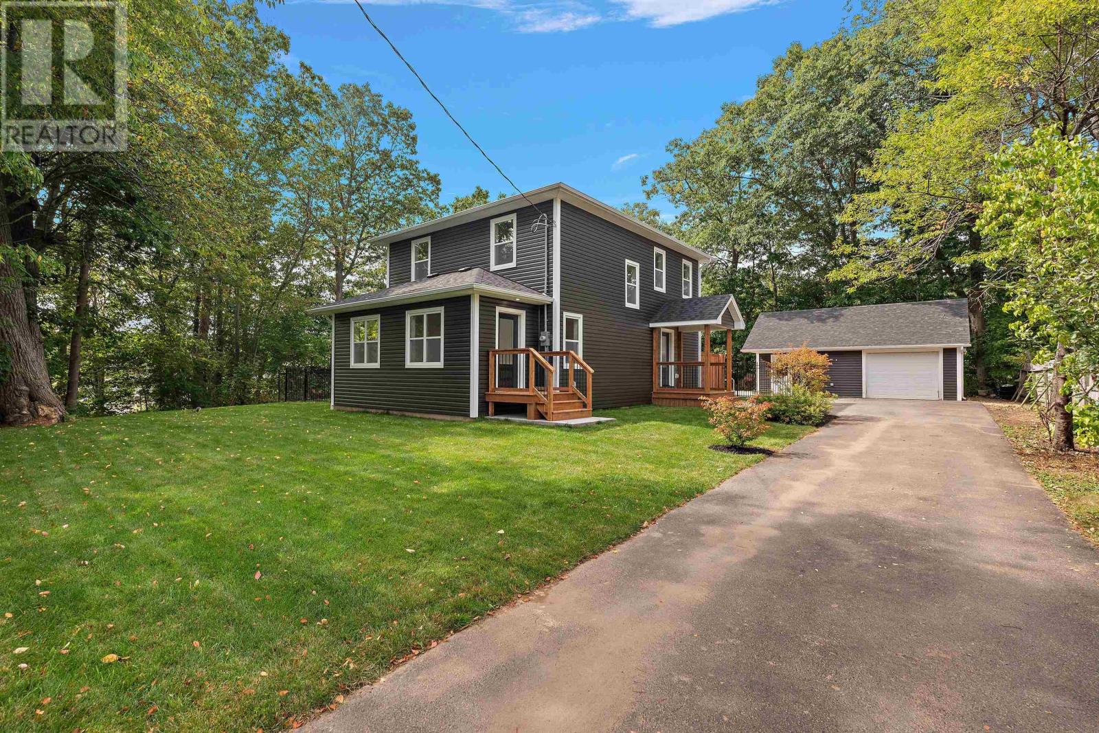 4 Caldwell Avenue, Kentville, Nova Scotia  B4N 2C6 - Photo 2 - 202523125