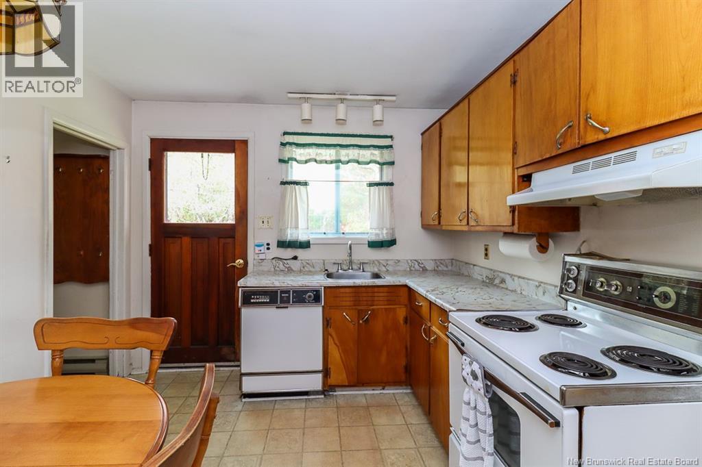339 Silvermount Crescent, Saint John, New Brunswick  E2M 4V1 - Photo 13 - NB128888