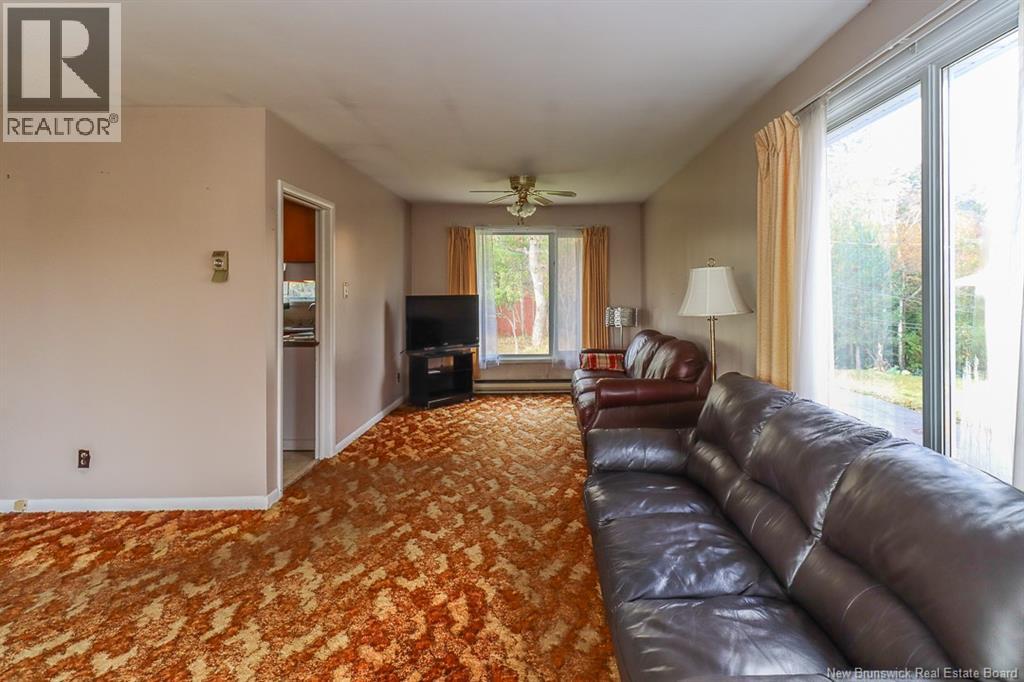 339 Silvermount Crescent, Saint John, New Brunswick  E2M 4V1 - Photo 10 - NB128888