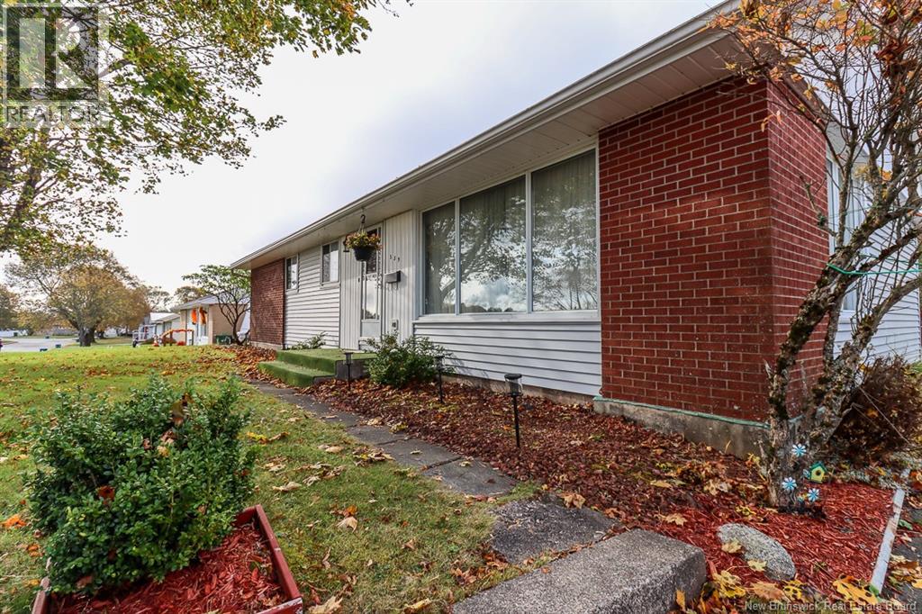 339 Silvermount Crescent, Saint John, New Brunswick  E2M 4V1 - Photo 31 - NB128888