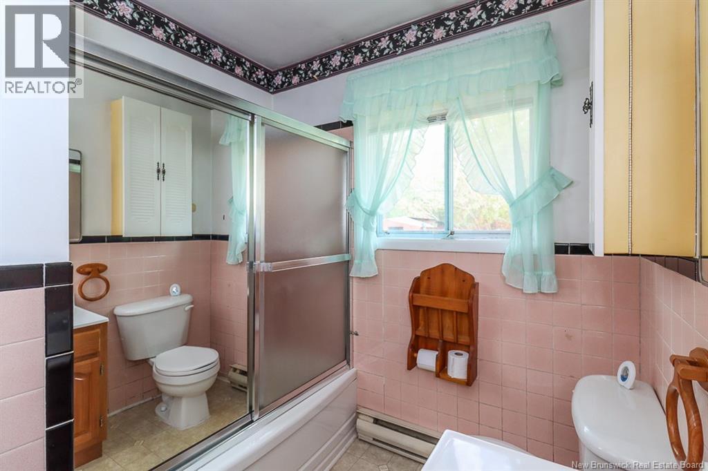 339 Silvermount Crescent, Saint John, New Brunswick  E2M 4V1 - Photo 22 - NB128888