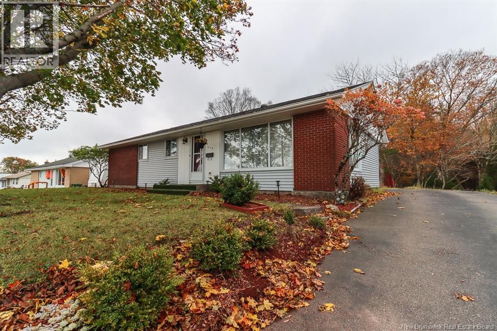 339 Silvermount Crescent, Saint John, New Brunswick  E2M 4V1 - Photo 37 - NB128888