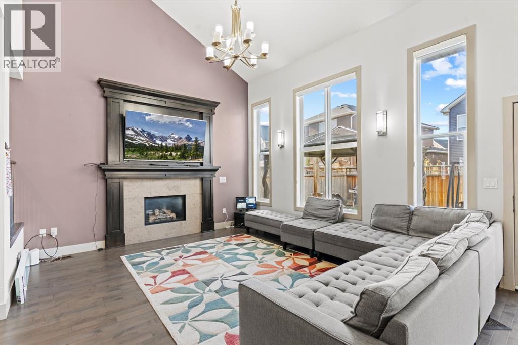 269 Kinniburge Boulevard, Chestermere, Alberta  T1X 0R7 - Photo 6 - A2264939