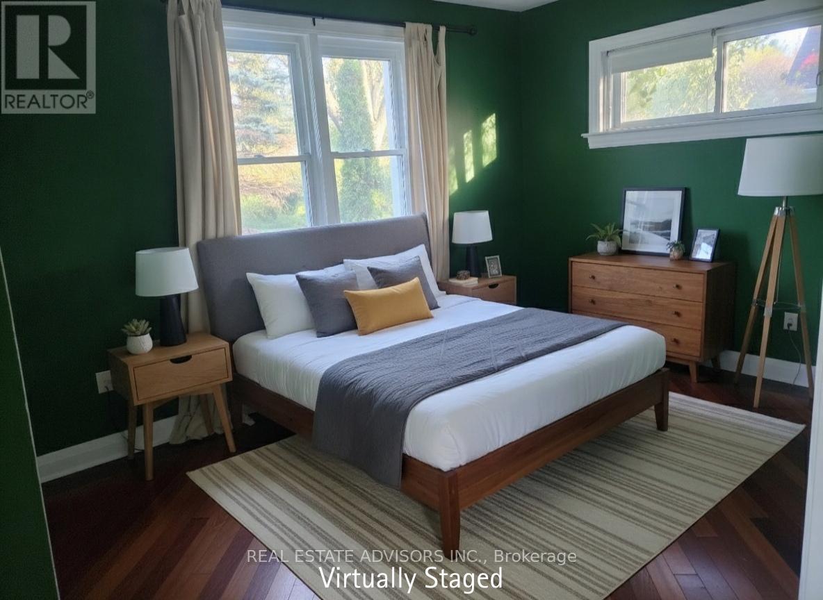 746 South Pelham Road, Welland, Ontario  L3C 3C8 - Photo 10 - X12479851