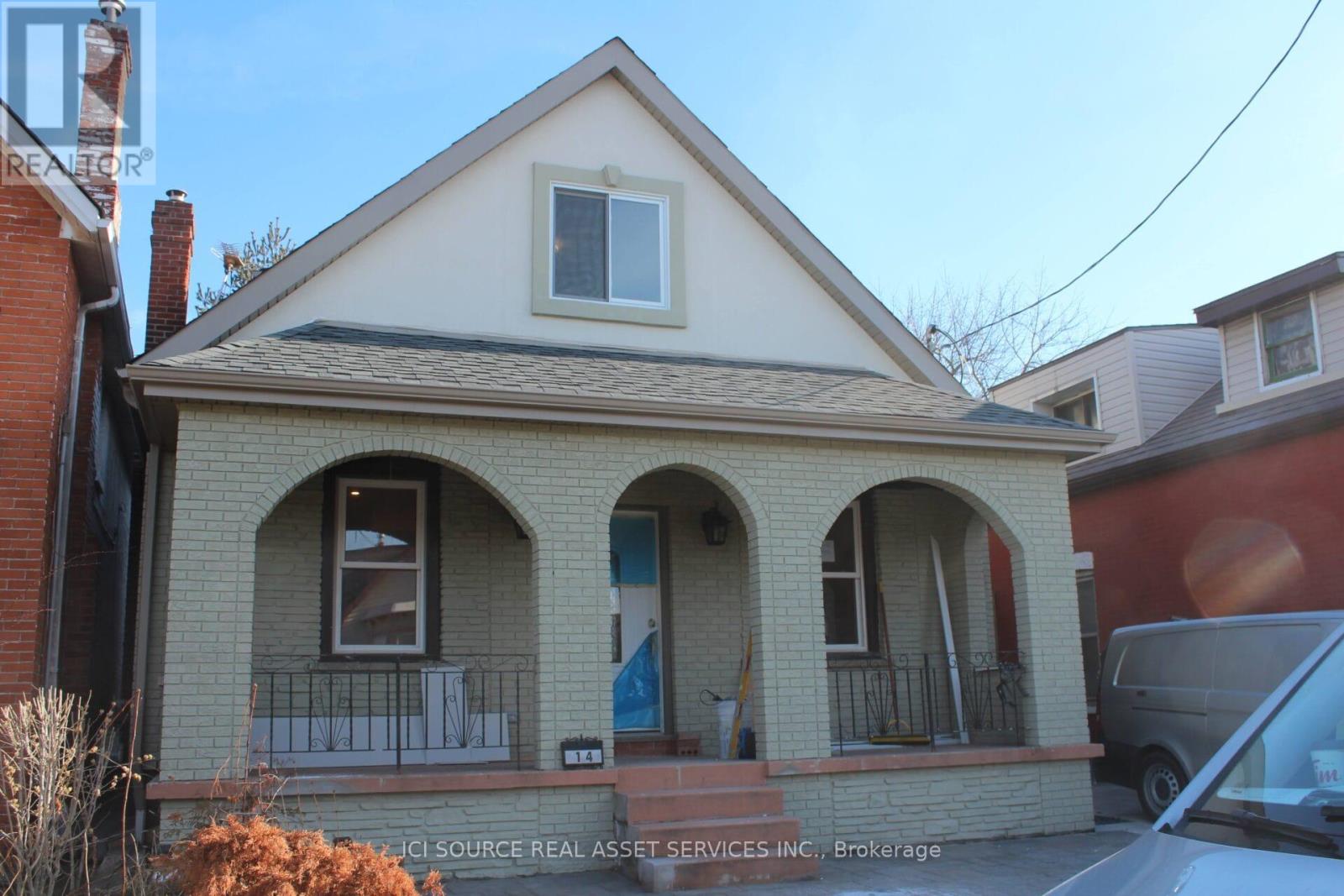 2ND FLOOR - 14 LEEMING STREET, Hamilton, Ontario