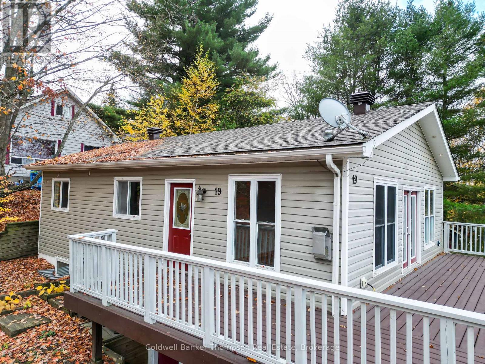 19 FERGUSON ROAD, Huntsville, Ontario