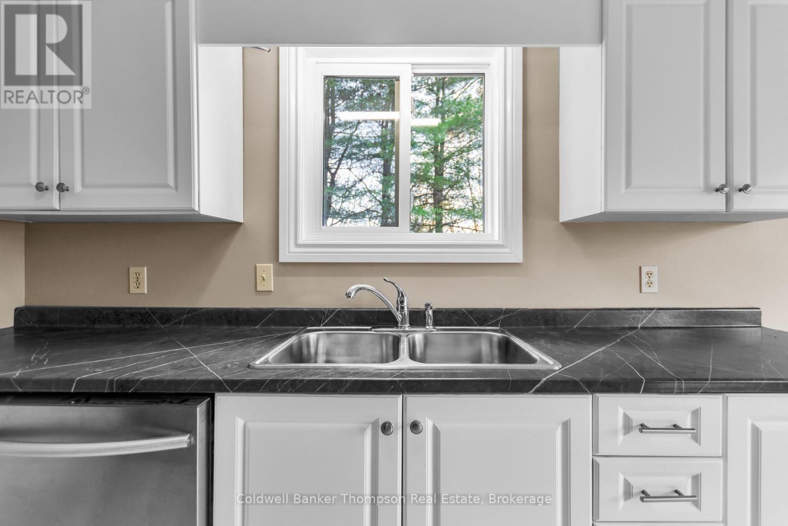 19 Ferguson Road, Huntsville, Ontario  P1H 1X7 - Photo 16 - X12479879