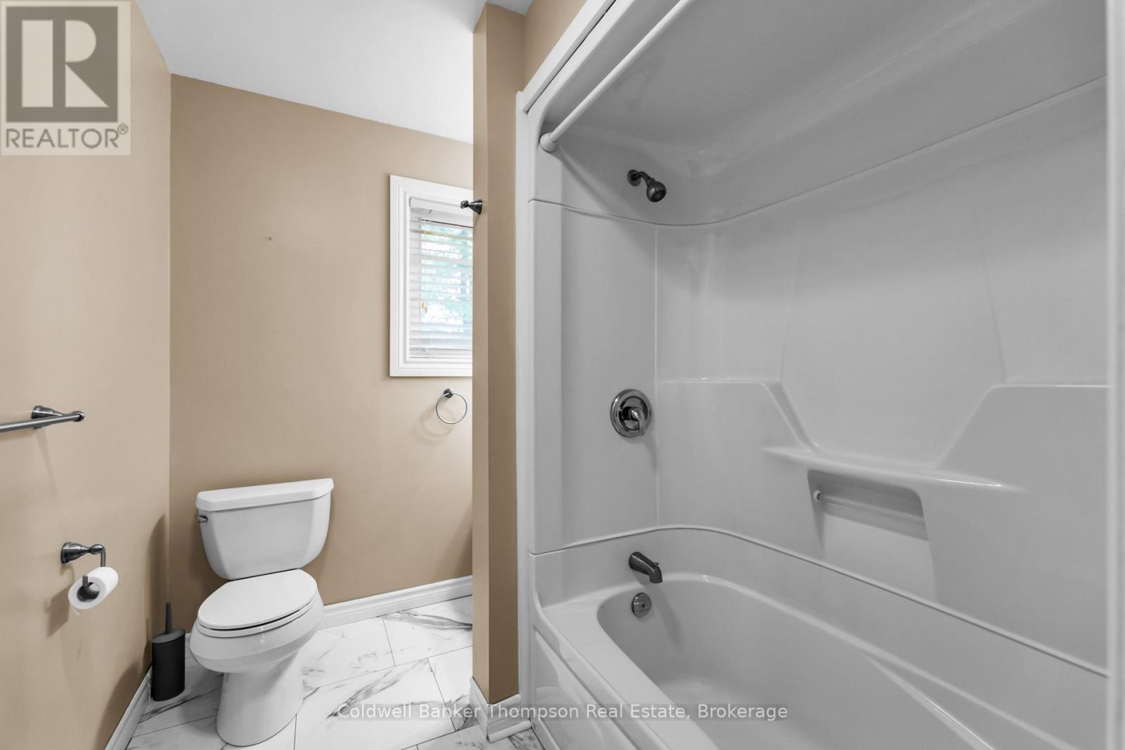 19 Ferguson Road, Huntsville, Ontario  P1H 1X7 - Photo 19 - X12479879