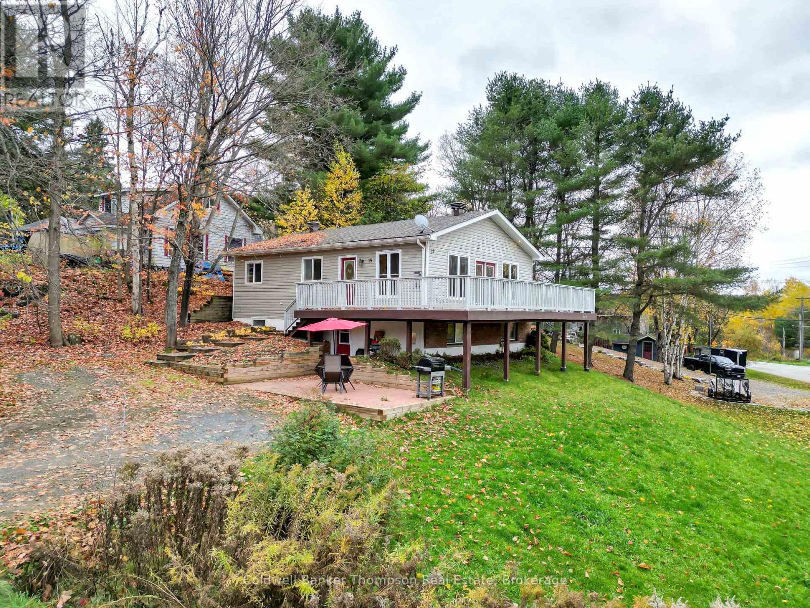 19 Ferguson Road, Huntsville, Ontario  P1H 1X7 - Photo 3 - X12479879