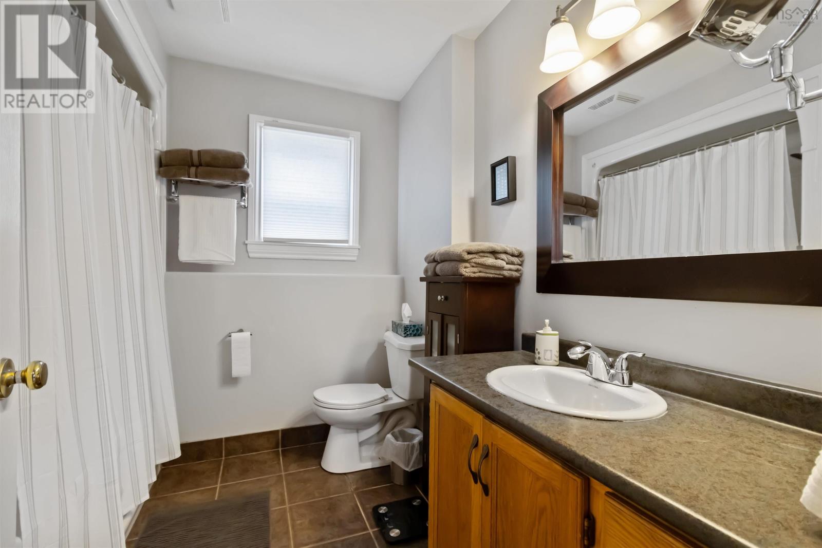 7 Laurelcrest Drive, Eastern Passage, Nova Scotia  B3G 1N3 - Photo 13 - 202526455