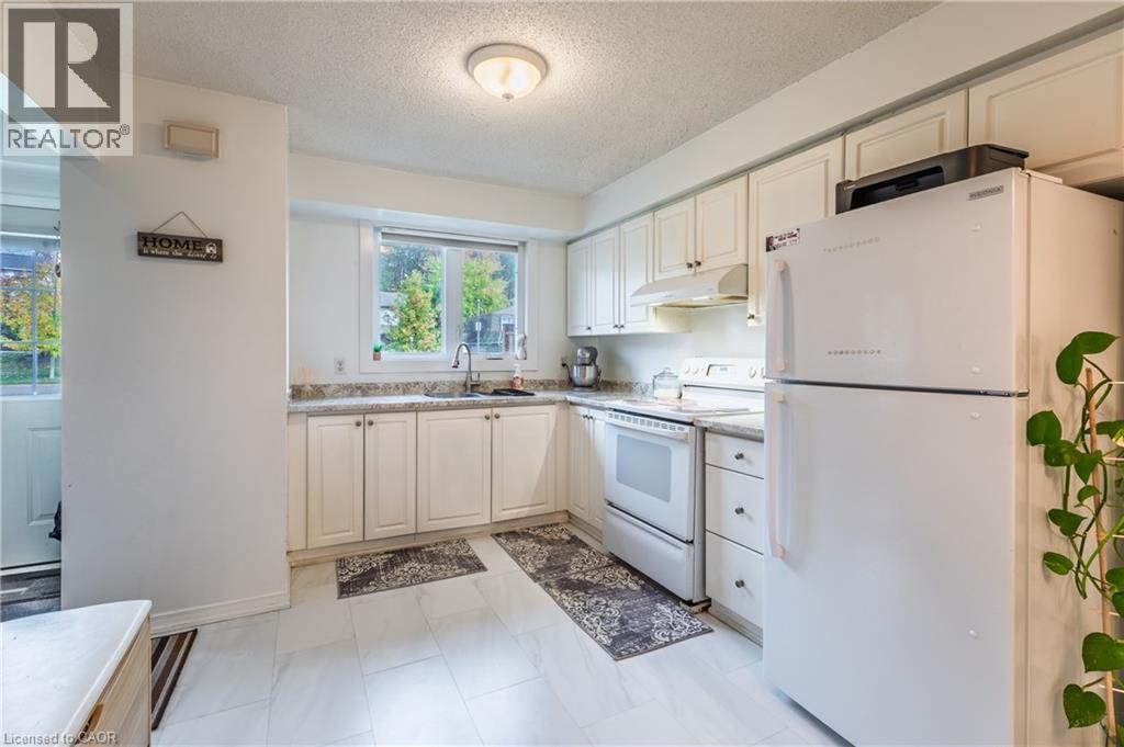 445 Pioneer Drive Unit# 4, Kitchener, Ontario  N2P 1L8 - Photo 7 - 40781648