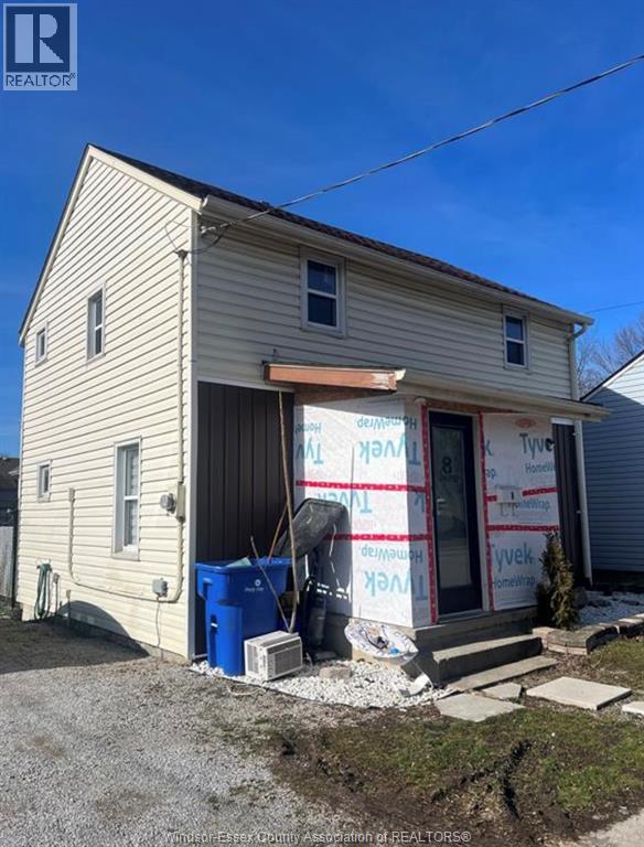 MLS# 25023336: 8 PAYNE ROAD, Chatham, Canada