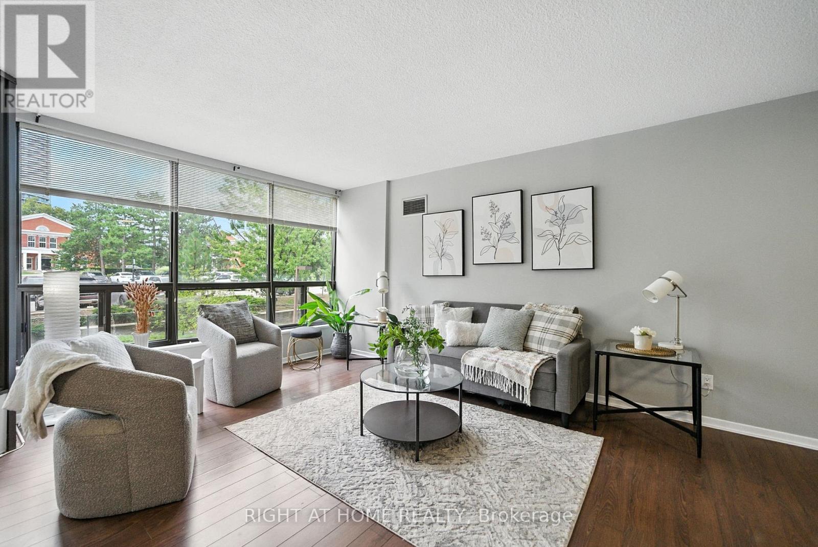 201 - 200 ROBERT SPECK PARKWAY, Mississauga, Ontario