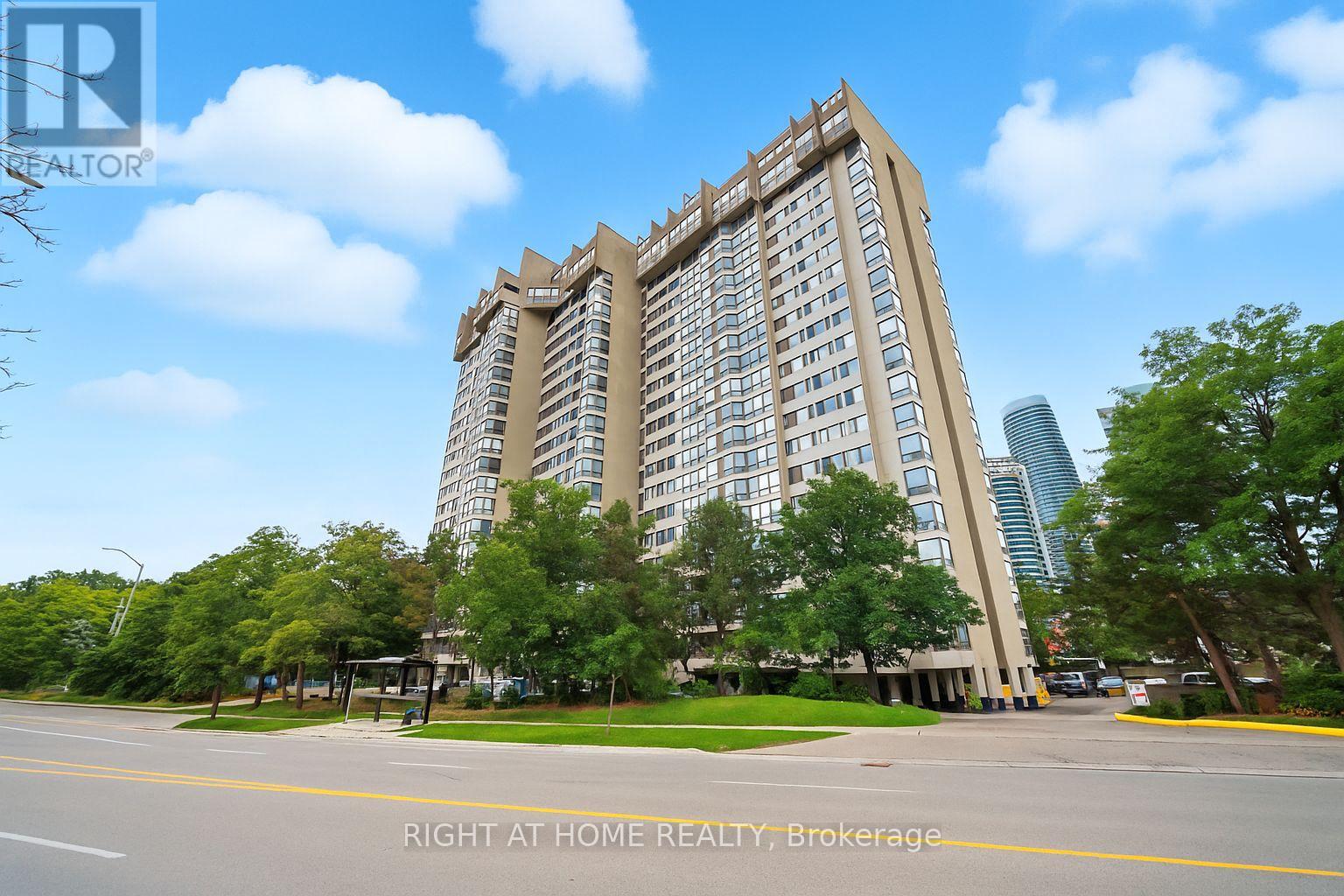 201 - 200 Robert Speck Parkway, Mississauga, Ontario  L4Z 1S3 - Photo 31 - W12436087