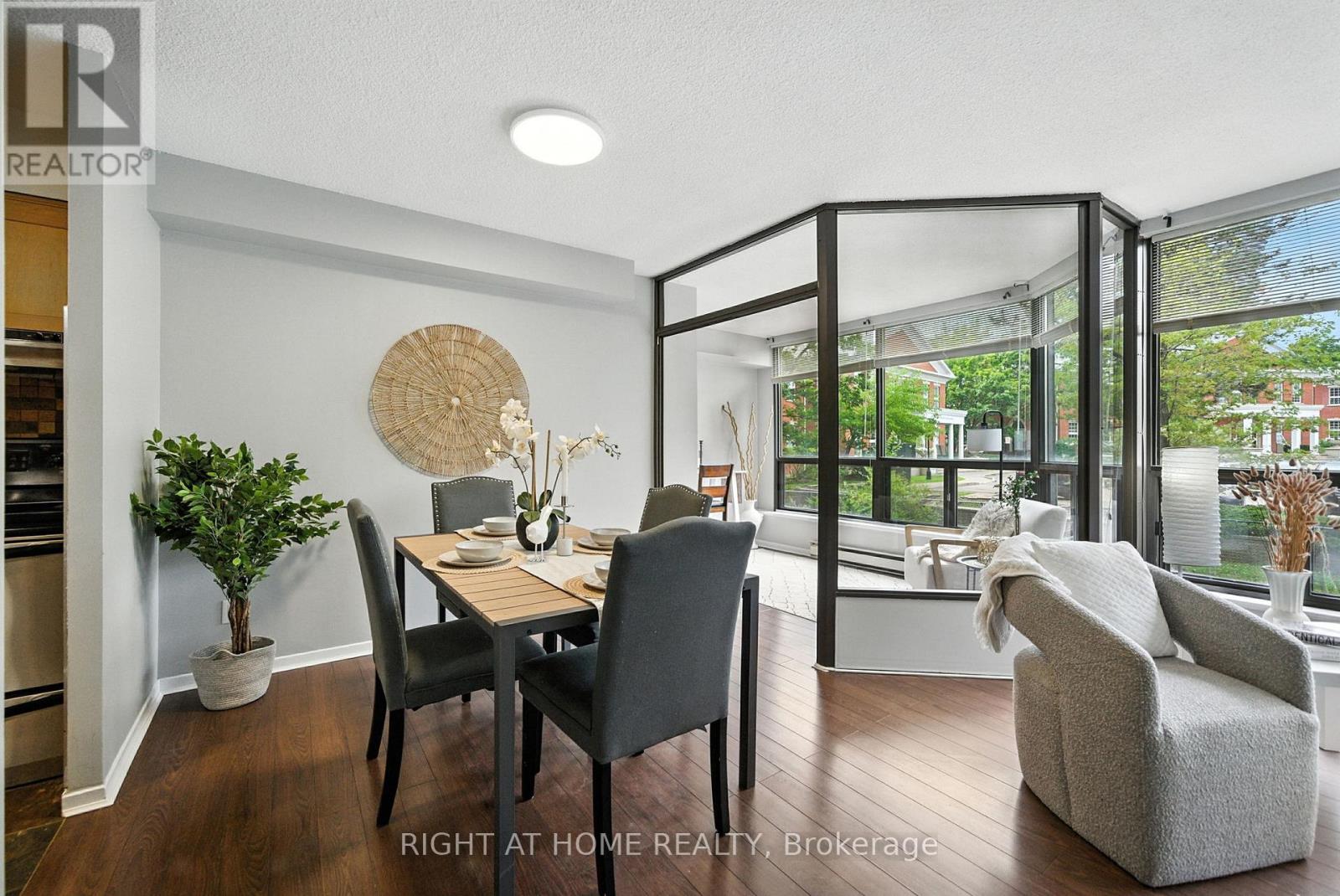 201 - 200 Robert Speck Parkway, Mississauga, Ontario  L4Z 1S3 - Photo 8 - W12436087