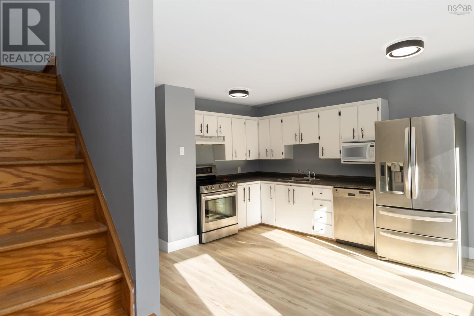 5 Mountain Road, Halifax, Nova Scotia  B3N 1A1 - Photo 5 - 202526501