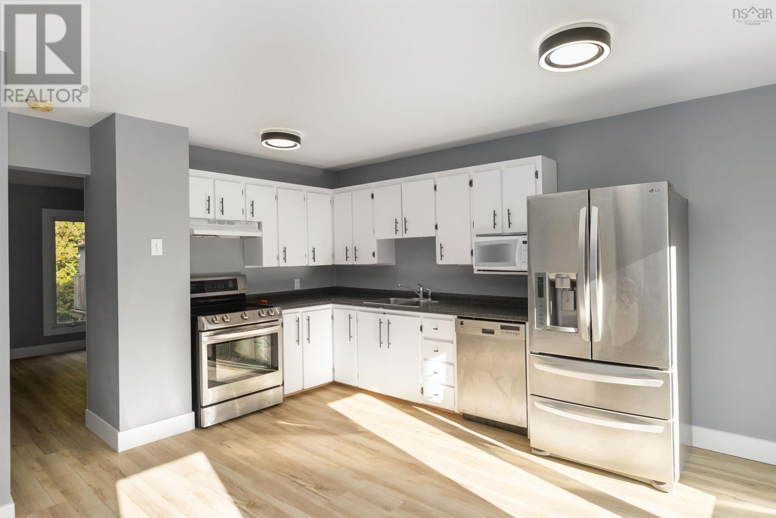 5 Mountain Road, Halifax, Nova Scotia  B3N 1A1 - Photo 7 - 202526501