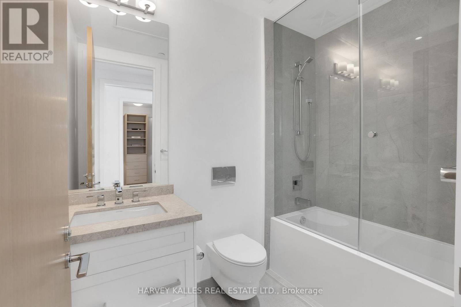 Ph 102 - 9000 Jane Street, Vaughan, Ontario  L4K 0M6 - Photo 19 - N12479886