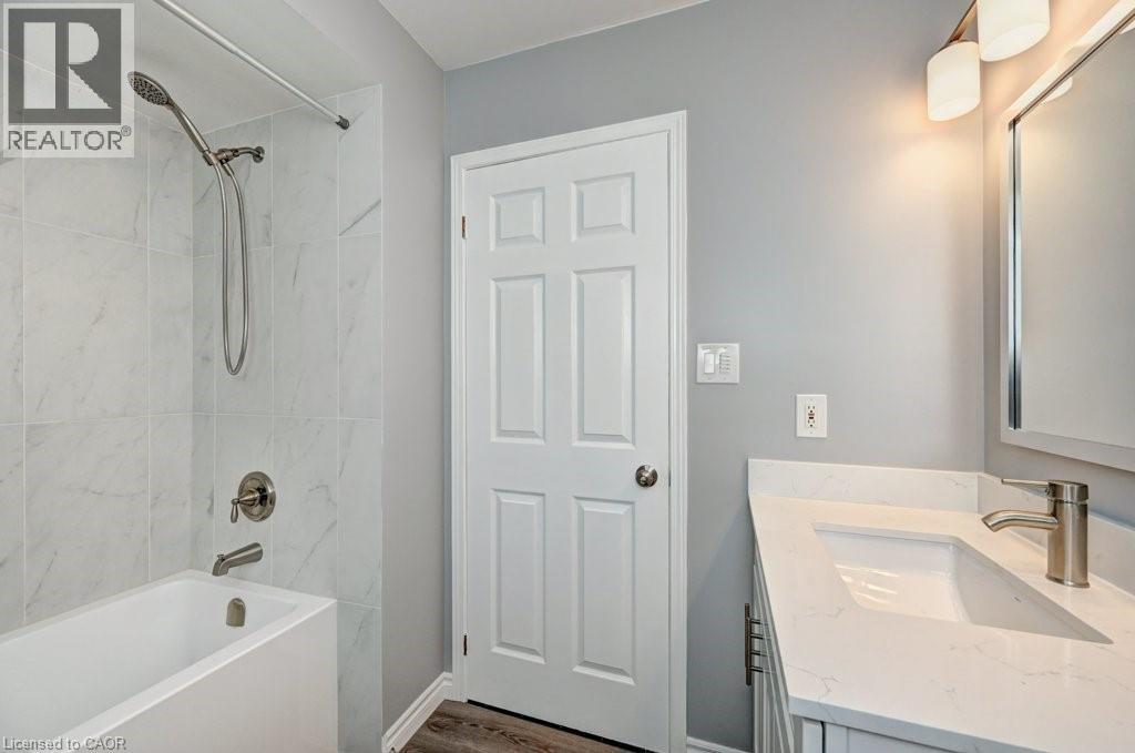 347 Bushview Crescent, Waterloo, Ontario  N2V 2A6 - Photo 28 - 40781700