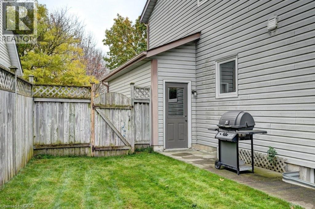 347 Bushview Crescent, Waterloo, Ontario  N2V 2A6 - Photo 41 - 40781700
