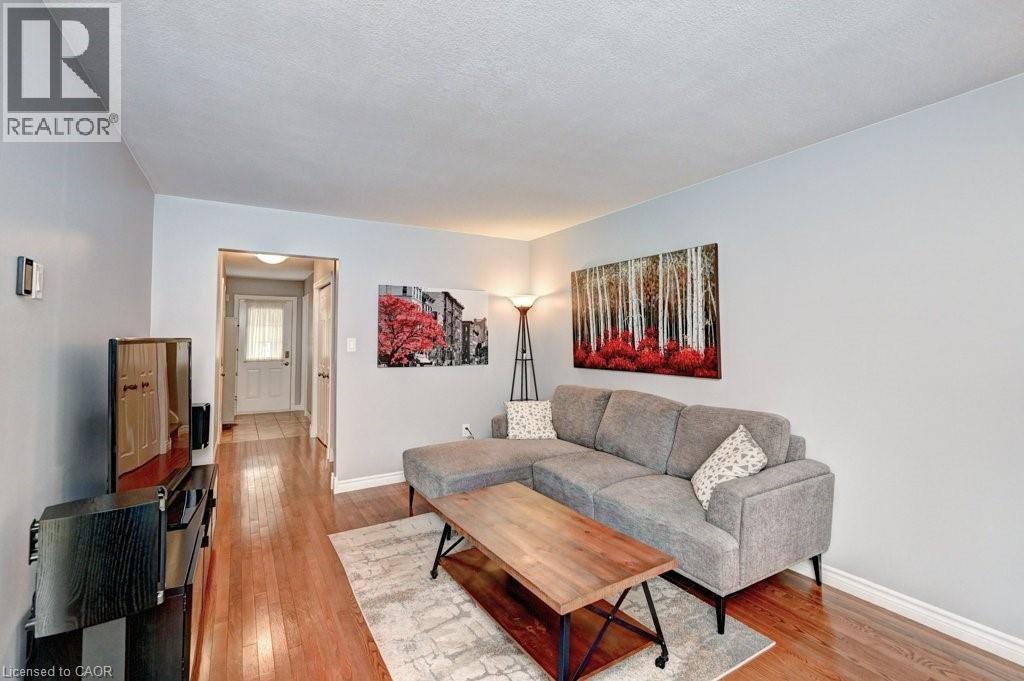 347 Bushview Crescent, Waterloo, Ontario  N2V 2A6 - Photo 7 - 40781700