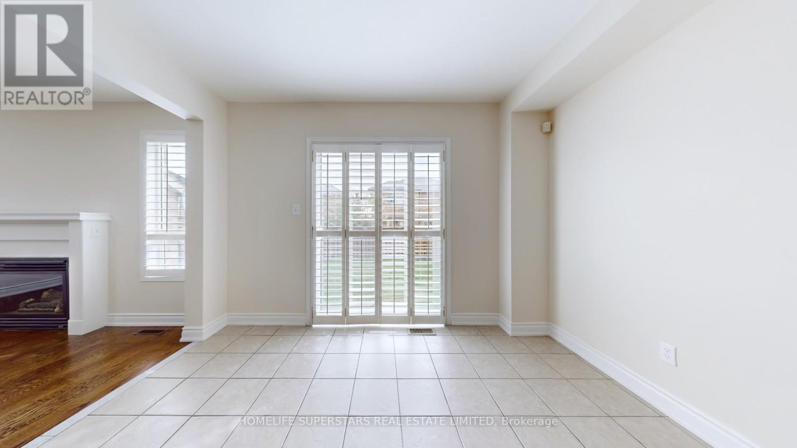 4783 Apple Blossom Circle E, Mississauga, Ontario  L5V 3C7 - Photo 16 - W12479877
