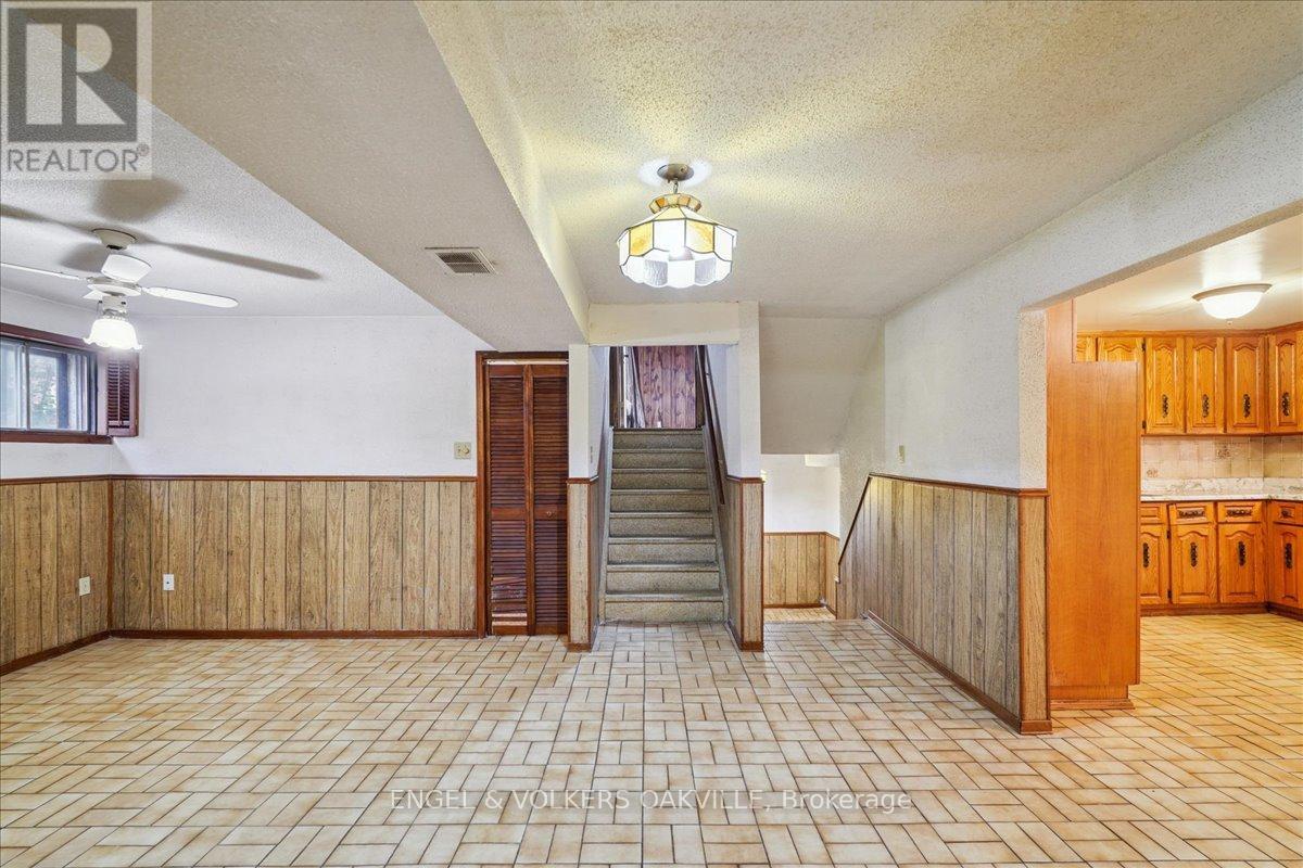 4170 Sunset Valley Court, Mississauga, Ontario  L4W 3L5 - Photo 29 - W12479882