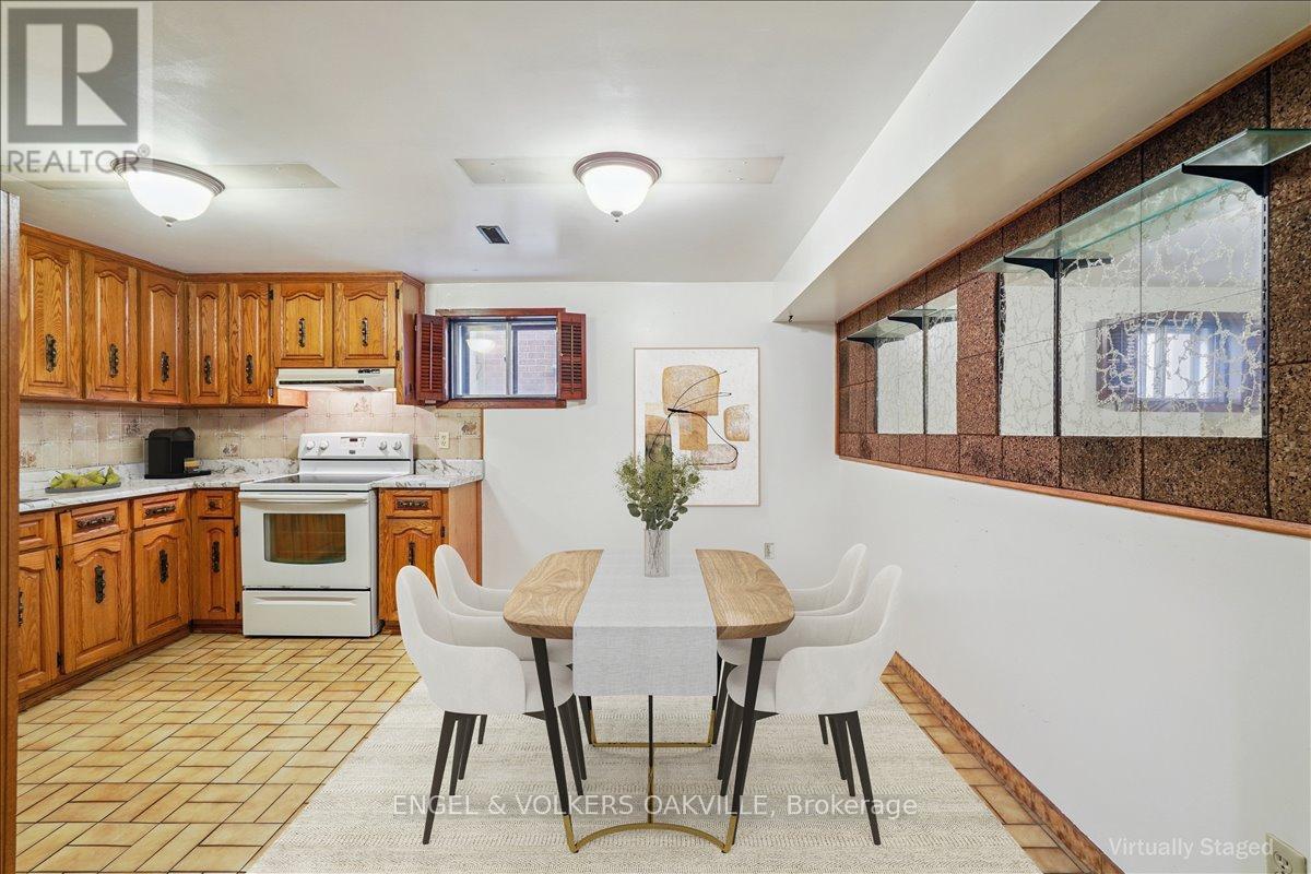 4170 Sunset Valley Court, Mississauga, Ontario  L4W 3L5 - Photo 31 - W12479882