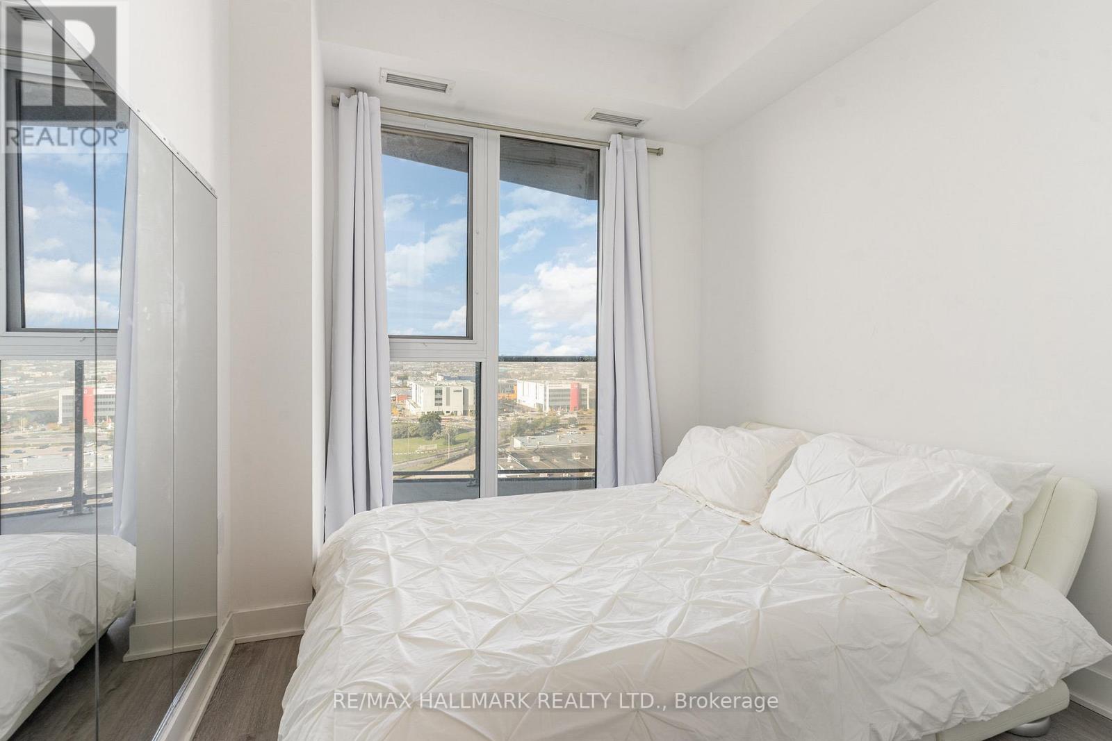 1509 - 36 Zorra Street S, Toronto (Etobicoke West Mall), Ontario  M8Z 0G5 - Photo 11 - W12479887