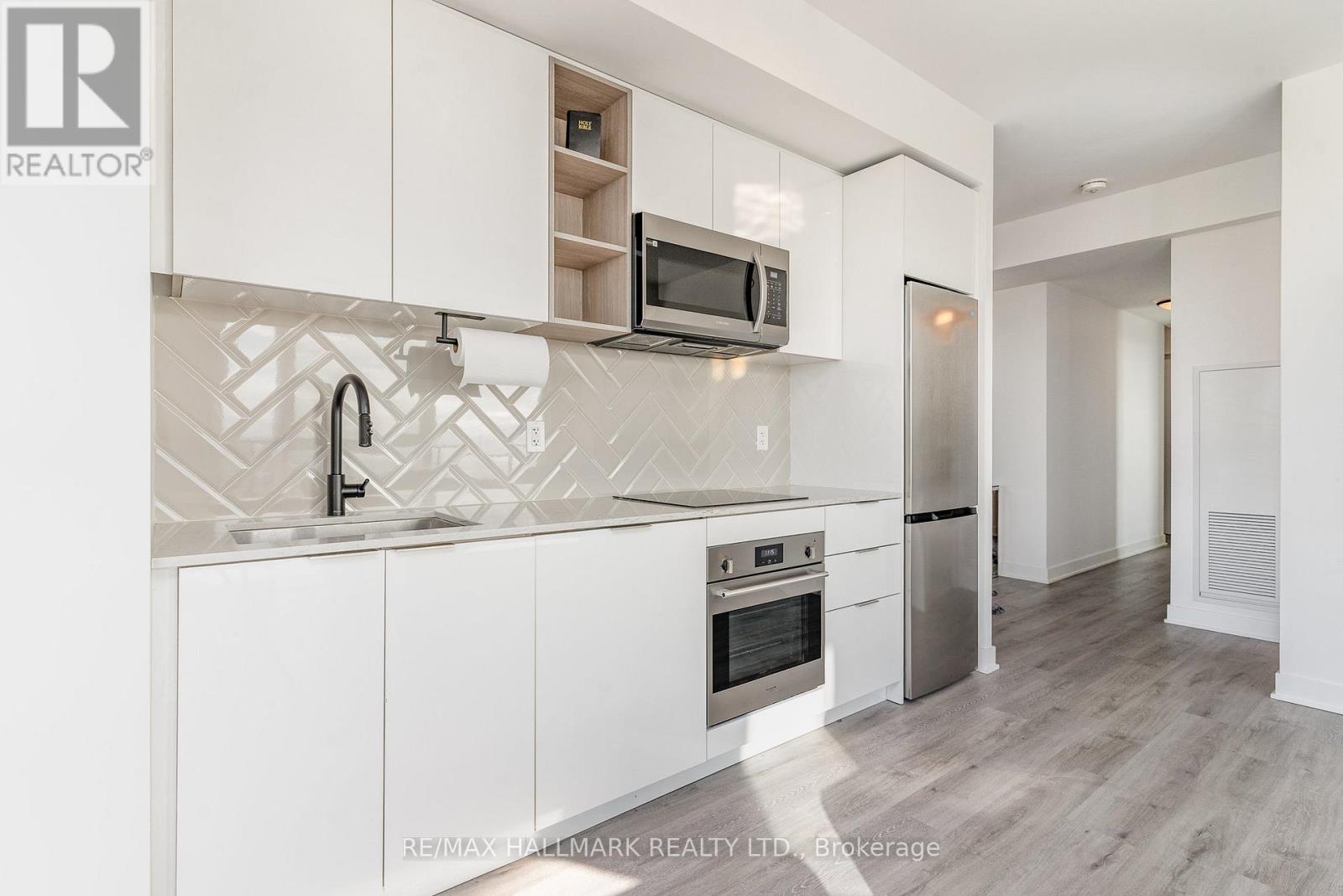 1509 - 36 Zorra Street S, Toronto (Etobicoke West Mall), Ontario  M8Z 0G5 - Photo 5 - W12479887