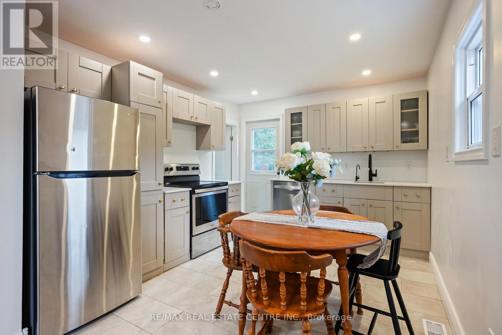 121 Proton Street N, Southgate, Ontario  N0C 1B0 - Photo 12 - X12479890