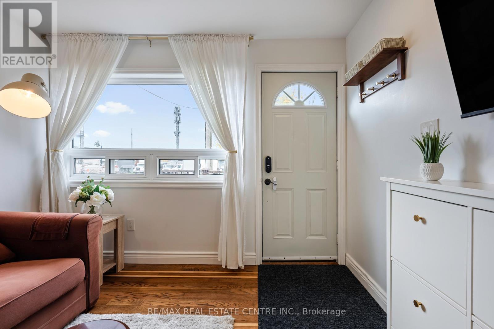 121 Proton Street N, Southgate, Ontario  N0C 1B0 - Photo 7 - X12479890