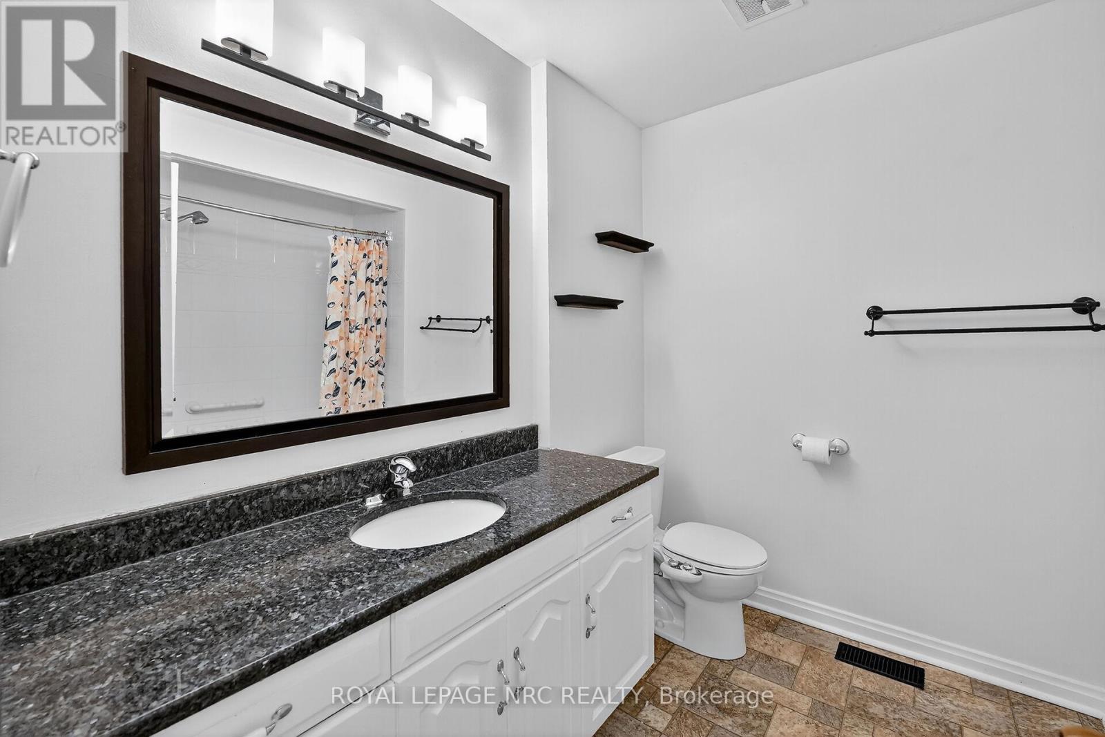 6556 Leawood Court, Niagara Falls, Ontario  L2G 7C4 - Photo 15 - X12479905