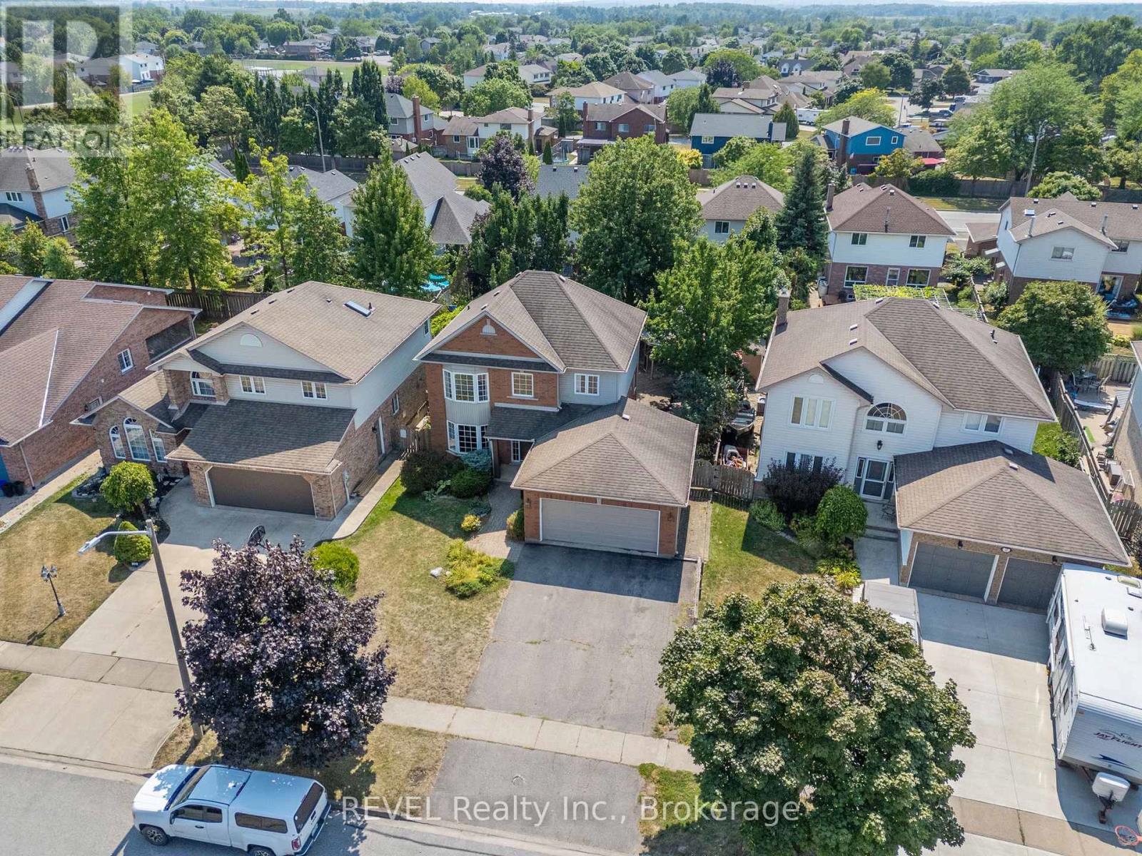 19 Crysler Crescent, Thorold (Confederation Heights), Ontario  L2V 5A2 - Photo 42 - X12479912